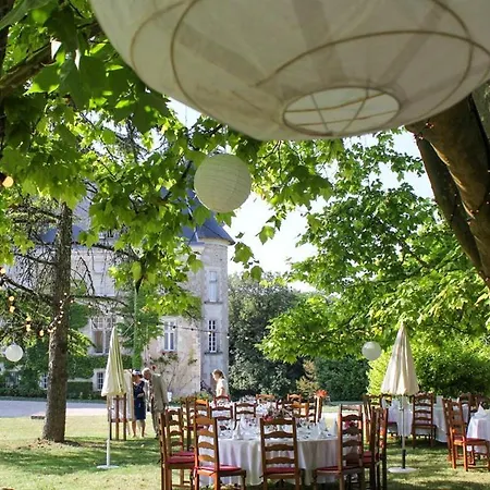 Chateau Sleeps 48 Pool Wifi Летний дом Брантом