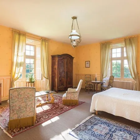 Летний дом Chateau Sleeps 48 Pool Wifi